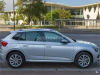 Usado Skoda Kamiq Style 150 CV (110 kW) 2022 Gris / plata SUV