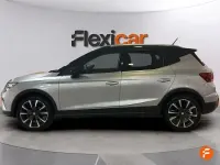 Usado Seat Arona Style 115 CV (84 kW) 2024 Gris / plata SUV