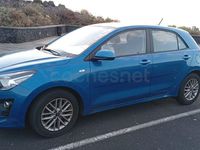 Usado Kia Rio 84 CV (61 kW) 2023 Azul Berlina