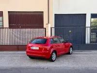 Usado Audi A3 Sportback Attraction 105 CV (77 kW) 2010 Rojo Utilitario
