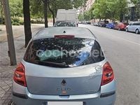 Usado Renault Clio II Rip Curl 70 CV (51 kW) 2007 Azul Berlina