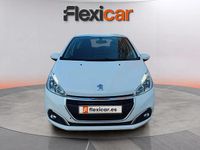 Usado Peugeot 208 Active 82 CV (60 kW) 2019 Blanco Utilitario