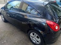 Usado Opel Corsa Selective 95 CV (69 kW) 2014 Negro Utilitario