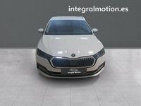 Usado Skoda Octavia Style 150 CV (110 kW) 2020 Blanco Berlina