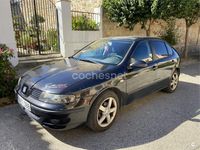 Usado Seat Leon Sport 105 CV (77 kW) 2004 Negro Utilitario