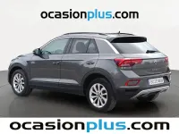 Usado VW T-Roc Life 110 CV (80 kW) 2024 Gris SUV