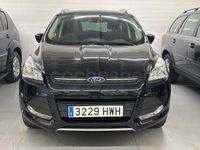 Usado Ford Kuga Trend 140 CV (102 kW) 2014 Negro SUV