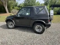 Usado Suzuki Vitara 80 CV (58 kW) 1993 Negro Descapotable