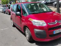 Usado Citroën C3 Picasso Attraction 92 CV (67 kW) 2014 Rojo Monovolumen