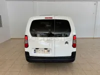 Usado Citroën Berlingo Feel 110 CV (80 kW) 2020 Blanco Monovolumen