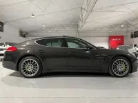 Usado Porsche Panamera 4 E-Hybrid Sport Turismo Sport Turismo 462 CV (339 kW) 2017 Gris Familiar