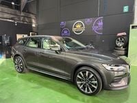 Usado Volvo V60 CC Plus 250 CV (183 kW) 2022 Gris / plata Familiar