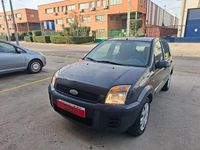 Usado Ford Fusion Ambiente 80 CV (58 kW) 2008 Gris / plata Berlina