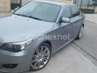 Usado BMW 525 177 CV (130 kW) 2006 Gris / plata Berlina