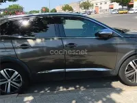 Usado Peugeot 3008 GT 180 CV (132 kW) 2019 Gris / plata SUV