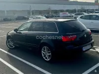 Usado Seat Exeo Sport 143 CV (105 kW) 2011 Negro Familiar