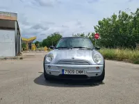 Usado Mini ONE 90 CV (66 kW) 2004 Gris / plata Utilitario