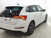 Usado Skoda Scala Sport 110 CV (80 kW) 2021 Blanco Utilitario