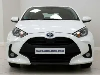 Usado Toyota Yaris Active 116 CV (85 kW) 2022 Blanco Utilitario
