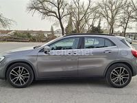 Usado Mercedes GLA180 122 CV (89 kW) 2017 Gris / plata SUV