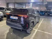 Usado Toyota Yaris Cross Active 130 CV (95 kW) 2025 Negro SUV