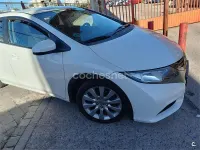 Usado Honda Civic Sport 100 CV (73 kW) 2012 Blanco Berlina