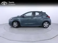 Usado Toyota Yaris Active 116 CV (85 kW) 2025 Verde Utilitario