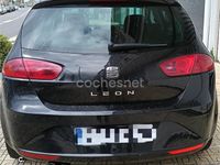 Usado Seat Leon Sport 140 CV (102 kW) 2010 Negro Berlina