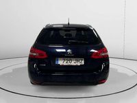 Usado Peugeot 308 SW Style 121 CV (88 kW) 2015 Negro Familiar