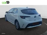 Usado Toyota Corolla Active 140 CV (102 kW) 2023 Blanco Berlina