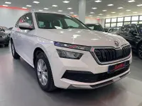Usado Skoda Kamiq 110 CV (80 kW) 2022 Blanco SUV