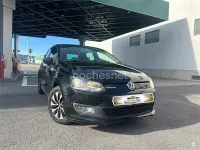 Usado VW Polo 75 CV (55 kW) 2015 Negro Berlina