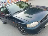 Usado Ford Escort 90 CV (66 kW) 1995 Azul Berlina