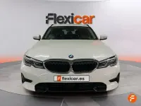 Usado BMW 318 150 CV (110 kW) 2022 Blanco Familiar