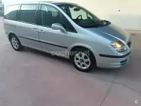 Usado Fiat Ulysse Emotion 128 CV (94 kW) 2005 Gris / plata Monovolumen