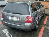 Usado VW Passat Advance 130 CV (95 kW) 2004 Gris / plata Familiar