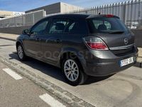 Usado Opel Astra Enjoy 90 CV (66 kW) 2008 Gris / plata Berlina