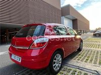 Usado Opel Astra Enjoy 105 CV (77 kW) 2006 Rojo Berlina