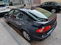 Usado Renault Laguna II Dynamique 130 CV (95 kW) 2006 Azul Berlina