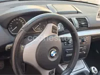 Usado BMW 118 122 CV (89 kW) 2006 Gris / plata Utilitario