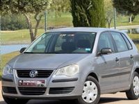 Usado VW Polo Trendline 64 CV (47 kW) 2006 Gris Utilitario