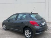 Usado Peugeot 207 Sport 95 CV (69 kW) 2007 Gris / plata Berlina