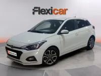 Usado Hyundai i20 100 CV (73 kW) 2019 Blanco Utilitario