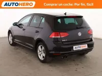 Usado VW Golf VII Advance 125 CV (91 kW) 2016 Negro Berlina