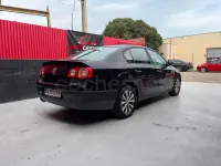 Usado VW Passat Advance 110 CV (80 kW) 2010 Negro Berlina