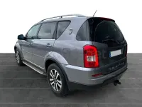 Usado SsangYong Rexton Limited 155 CV (114 kW) 2014 Gris / plata SUV