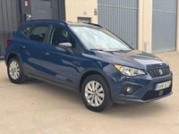 Usado Seat Arona Ecomotive 116 CV (85 kW) 2017 Azul SUV