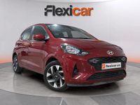 Usado Hyundai i10 67 CV (49 kW) 2023 Rojo Utilitario