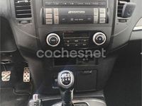 Usado Mitsubishi Montero 170 CV (125 kW) 2008 Beige SUV