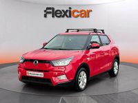 Usado Ssangyong (KGM) Tivoli Limited 116 CV (85 kW) 2017 Rojo SUV
